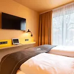 - The Niu, Flux By Ihg Hotell