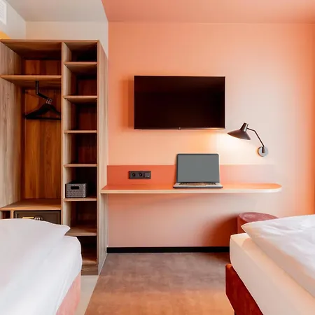 - The Niu, Flux By Ihg Hotel 3*