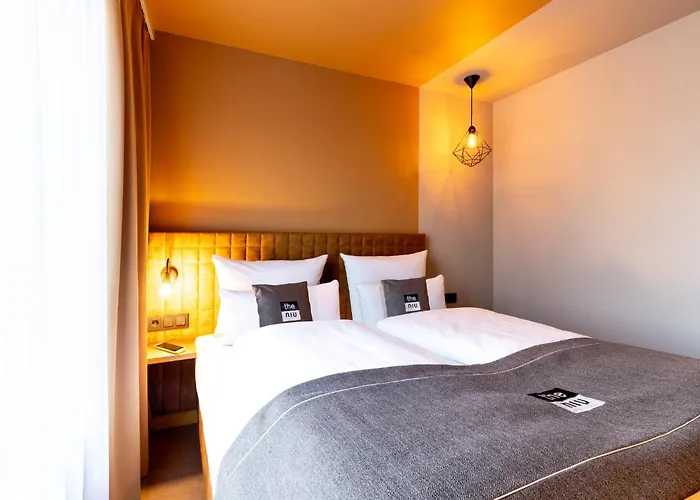 - The Niu, Flux By Ihg Hotel Pasawa