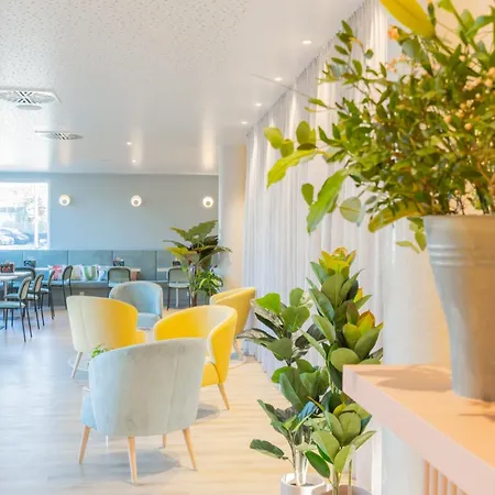 - The Niu, Flux By Ihg Пассау