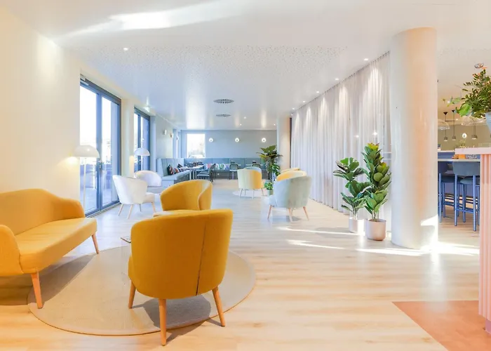 - The Niu, Flux By Ihg Hotel